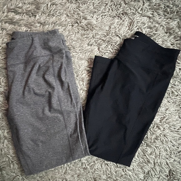 Cropped Workout Leggings - Picture 1 of 9